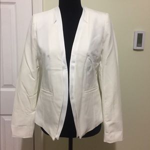 White blazer - Size: Medium